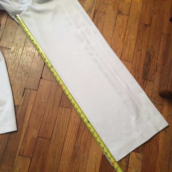 Black Halo Jackie Cap-Sleeve Wide- Leg Jumpsuit - Picture 5 of 14